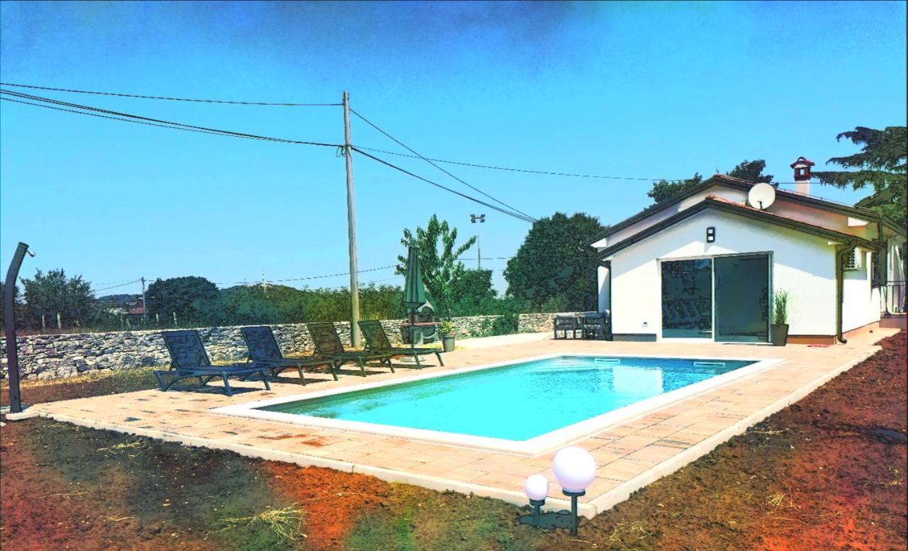 坎法奈尔Cozy House With Pool Near Rovinj公寓 外观 照片